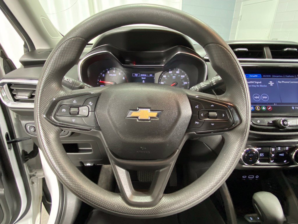 Used 2021 Chevrolet TrailBlazer LT w/ Convenience Package FWD image 21