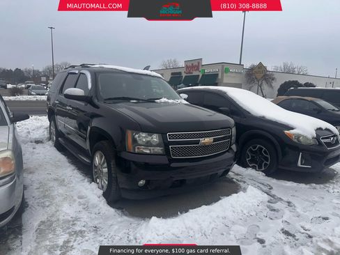 Used 2010 Chevrolet Tahoe LTZ image 2