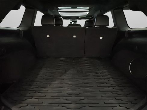 Used 2020 Jeep Grand Cherokee Limited X image 19