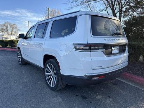 Used 2022 Jeep Grand Wagoneer Series II w/ Convenience Group III AWD/4WD image 11