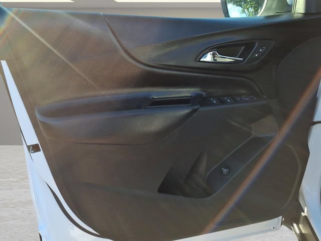 Used 2024 Chevrolet Equinox LT w/ LPO, Floor Liner Package AWD/4WD image 13
