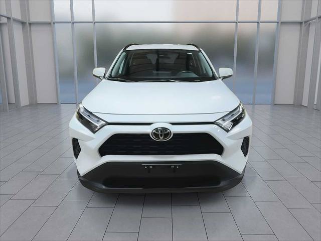 Certified 2025 Toyota RAV4 XLE AWD/4WD image 3