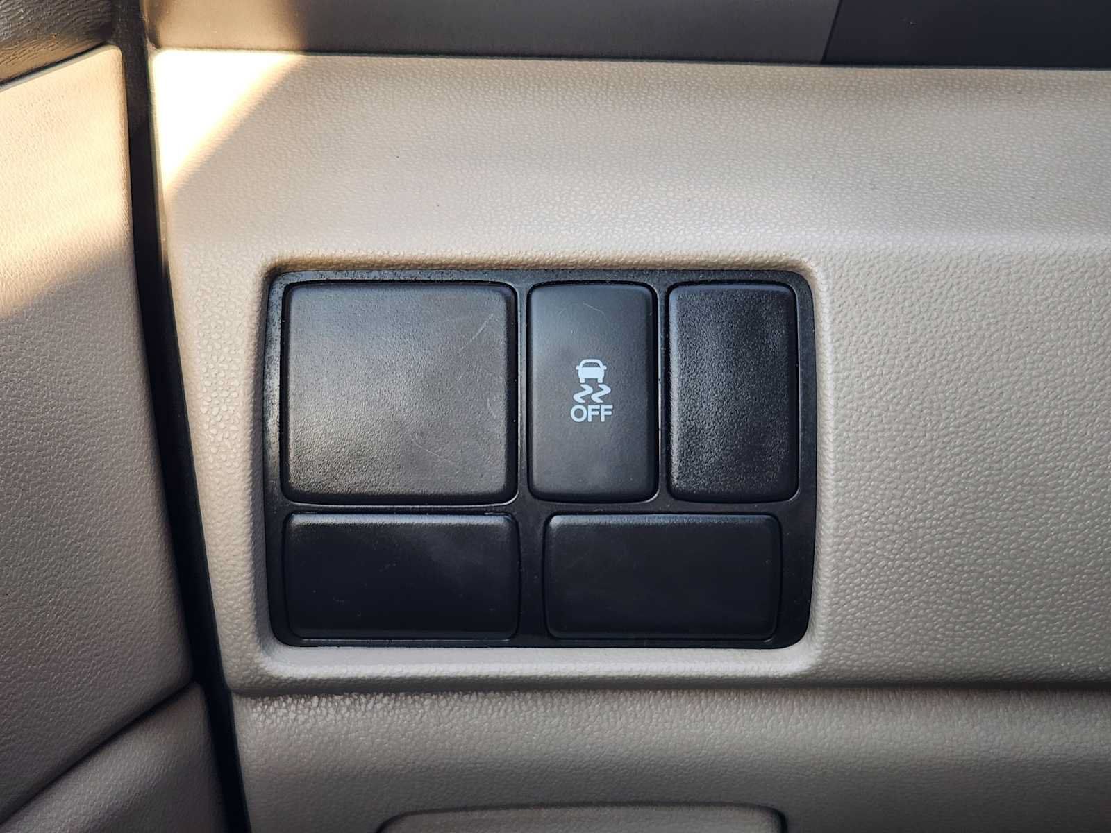 Used 2015 Honda Odyssey LX image 20