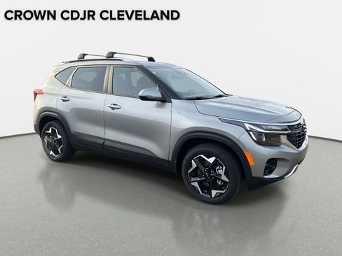 Used 2026 Kia Seltos S image 2