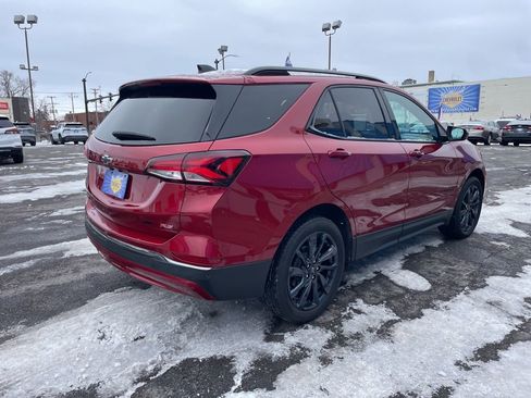 Used 2022 Chevrolet Equinox RS image 5