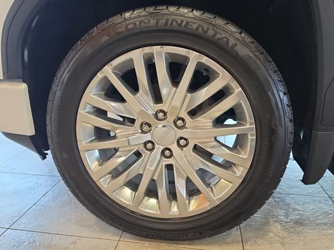 Used 2019 GMC Sierra 1500 Denali w/ Denali Ultimate Package AWD/4WD image 15