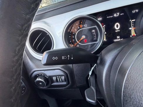 Used 2021 Jeep Wrangler Unlimited Sport AWD/4WD image 23