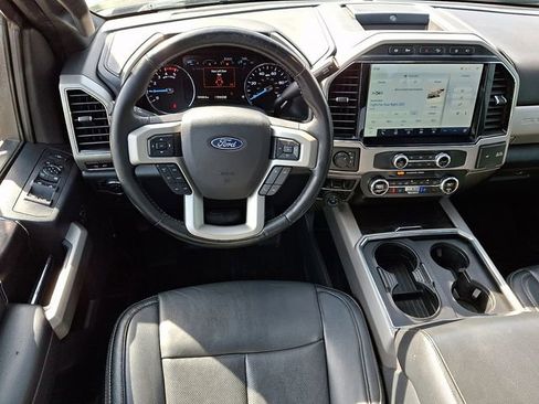 Used 2022 Ford F350 Lariat w/ Black Appearance Package AWD/4WD image 11