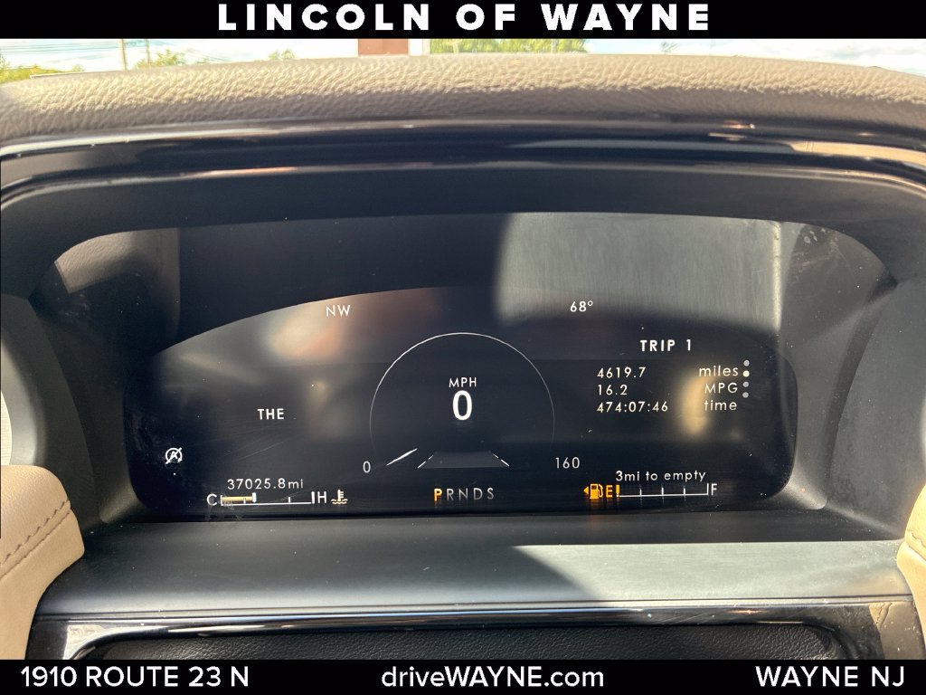 Certified 2023 Lincoln Nautilus AWD w/ Premium Package image 16