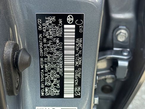 Used 2022 Toyota Corolla LE w/ Carpet Mat Package (TMS) FWD image 52
