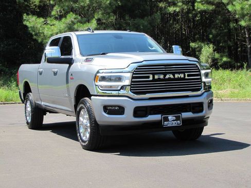Used 2024 RAM 2500 Laramie image 9