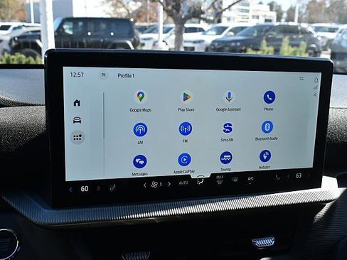 Used 2025 Ford Explorer ST-Line image 23