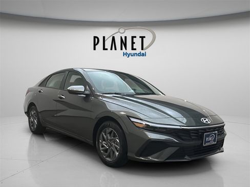 New 2026 Hyundai Elantra Blue image 1