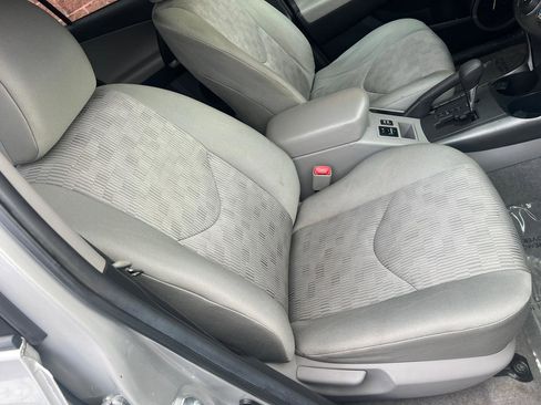 Used 2012 Toyota RAV4 4WD w/ Value Pkg image 14