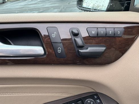 Used 2015 Mercedes-Benz ML 350 4MATIC image 38