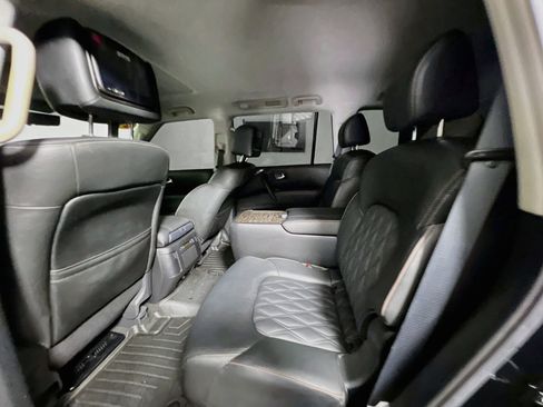Used 2021 Nissan Armada Platinum w/ Captain's Chairs Package RWD image 28