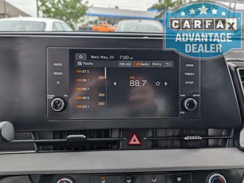 Used 2025 Kia Sportage LX FWD image 6