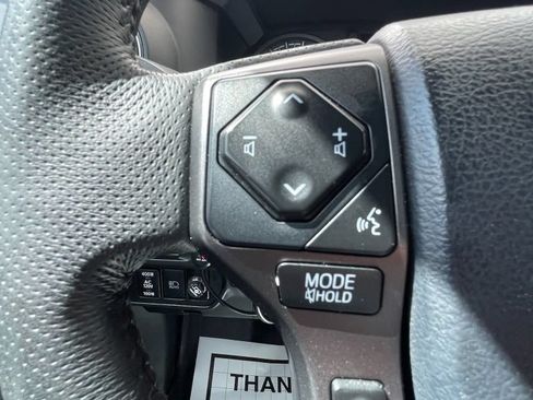 Used 2019 Toyota Tacoma TRD Sport w/ Technology Package AWD/4WD image 19