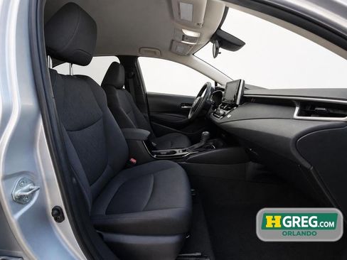 Used 2021 Toyota Corolla LE FWD image 16