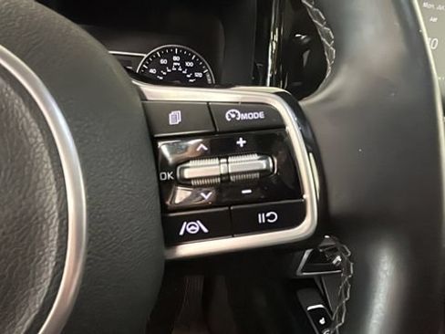 Used 2021 Kia Sorento S w/ Panoramic Sunroof Package FWD image 16