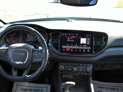 Used 2025 Dodge Durango GT AWD/4WD image 41