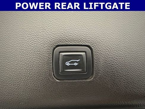 Used 2018 Chevrolet Traverse LT AWD/4WD image 34