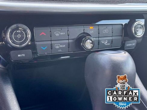 Used 2024 Jeep Compass Latitude image 27