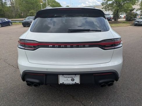Used 2025 Porsche Macan AWD/4WD image 5