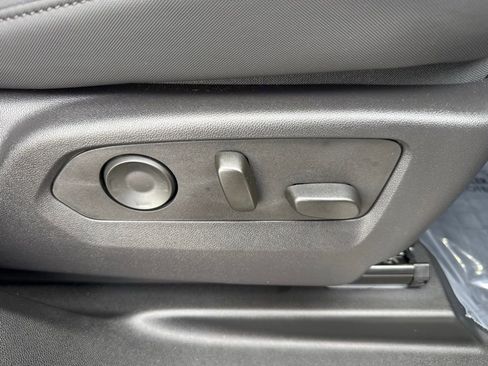 Used 2024 GMC Hummer EV 3X image 15