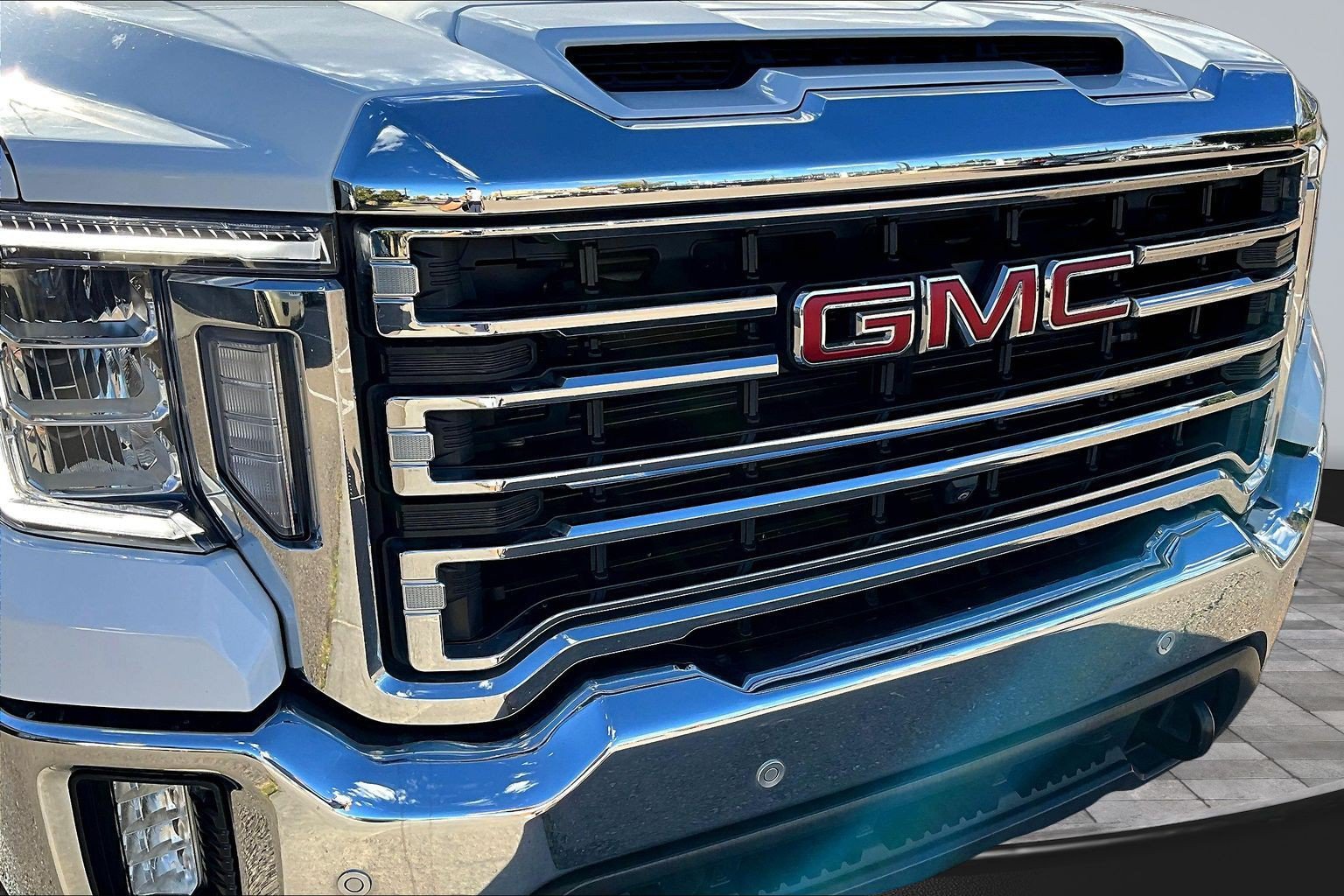 Used 2022 GMC Sierra 3500 SLT w/ SLT Premium Package AWD/4WD image 35