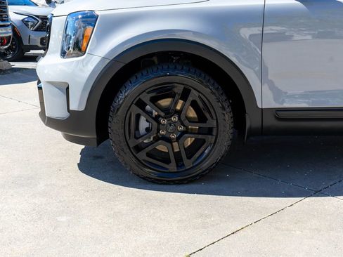 Used 2025 Kia Telluride SX X-Line AWD/4WD image 30