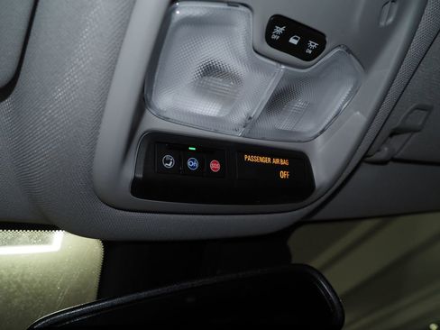 New 2025 Chevrolet TrailBlazer LT w/ Convenience Package image 12