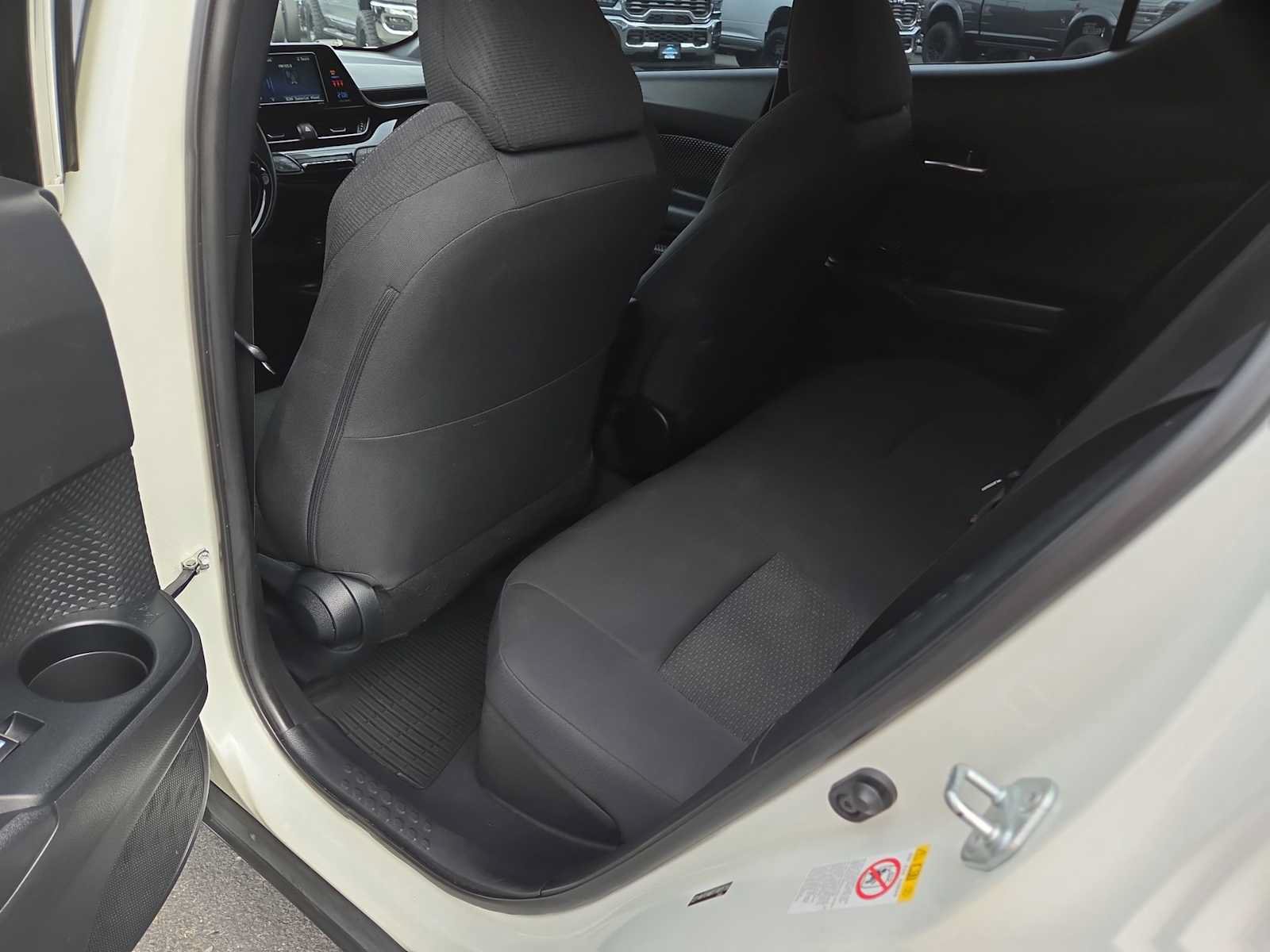 Used 2018 Toyota C-HR XLE FWD image 20