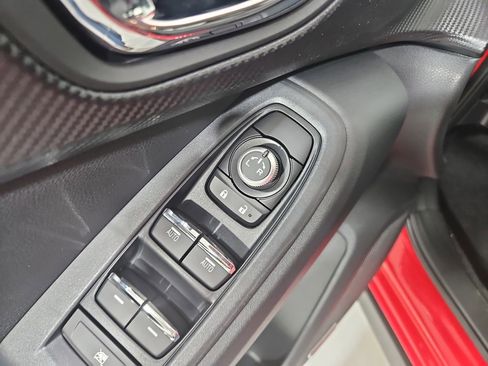 New 2026 Subaru Crosstrek 2.5i Limited w/ Crosstrek Mirror Package image 12