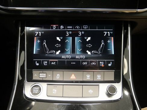 Used 2022 Audi Q7 3.0T Premium Plus image 21