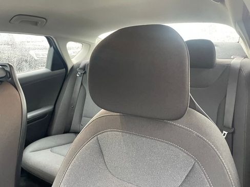 Used 2025 Kia K4 LX FWD image 20