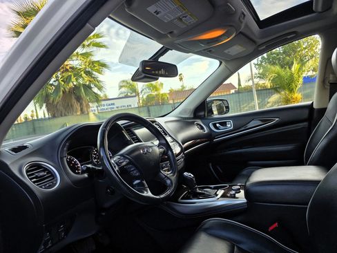 Used 2019 INFINITI QX60 Luxe w/ Sensory Package AWD/4WD image 5