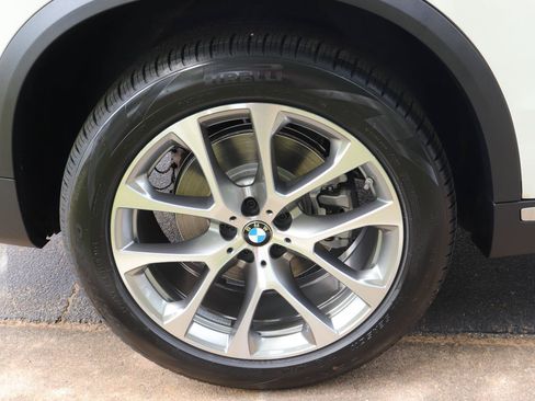 New 2026 BMW X5 sDrive40i w/ Climate Comfort Package RWD image 44
