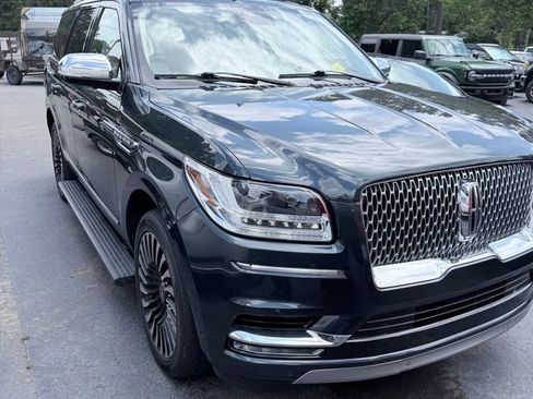 Used 2021 Lincoln Navigator Black Label AWD/4WD image 3