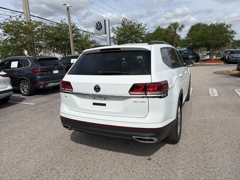 Certified 2023 Volkswagen Atlas SE w/ Panoramic Sunroof Package image 9