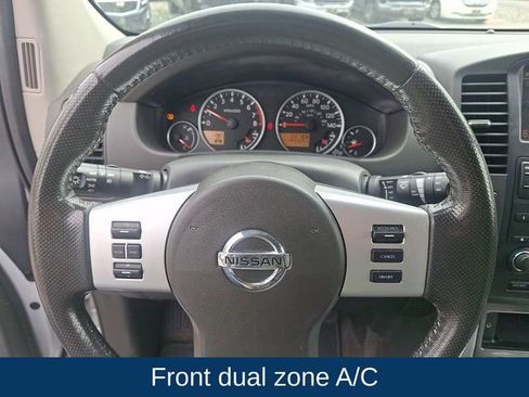 Used 2011 Nissan Pathfinder SV AWD/4WD image 4