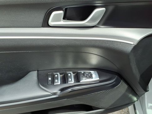 Used 2024 Kia K5 GT-Line w/ GT-Line Premium Package FWD image 13