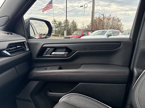 Used 2026 GMC Yukon AT4 Ultimate w/ LPO, Floor Liner Package image 51