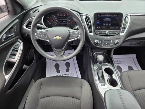 Used 2023 Chevrolet Malibu LT FWD image 13