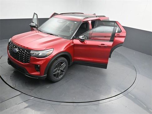 New 2026 Ford Explorer ST-Line w/ ST-Line Street Pack image 33