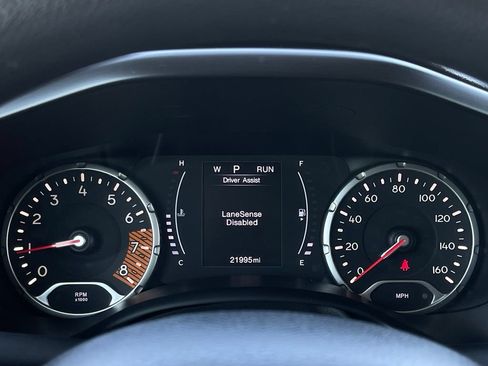 Certified 2022 Jeep Renegade Sport AWD/4WD image 23