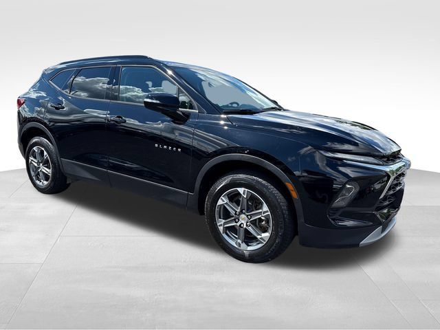 Used 2024 Chevrolet Blazer LT w/ LPO, Floor Liner Package AWD/4WD image 8