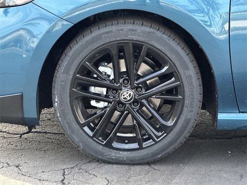 New 2026 Toyota Camry SE image 8