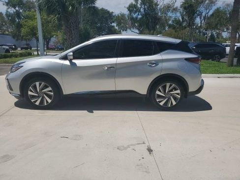 Used 2019 Nissan Murano SL w/ Cargo Package AWD/4WD image 11
