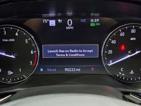 Used 2022 Buick Envision Avenir w/ Technology Package II FWD image 30